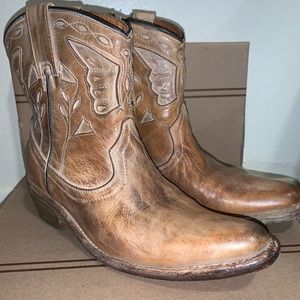 Bed|Stu genuine leather rustic tan cowboy boots